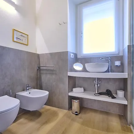 Rooftop Apartment Varenna