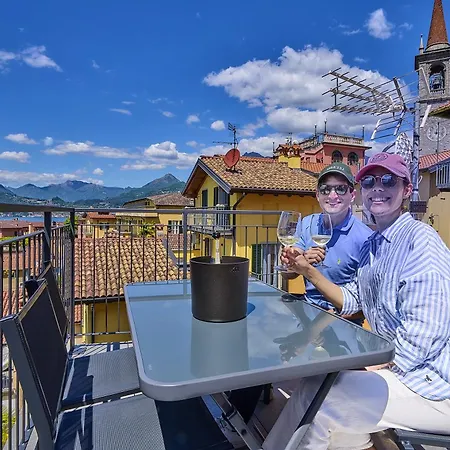 Rooftop Apartment *